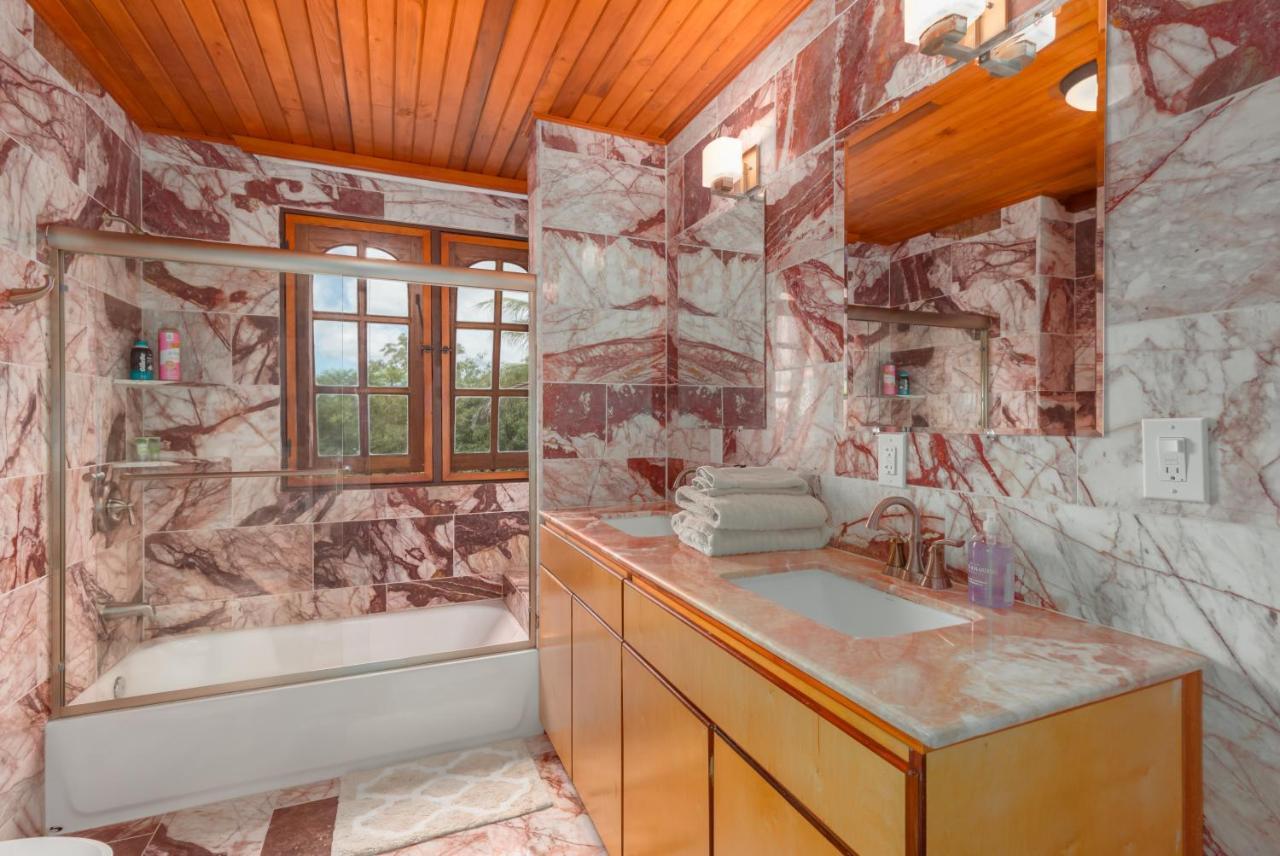 Off-Grid Getaway With Ocean Views In Paradise Pahoa Екстериор снимка
